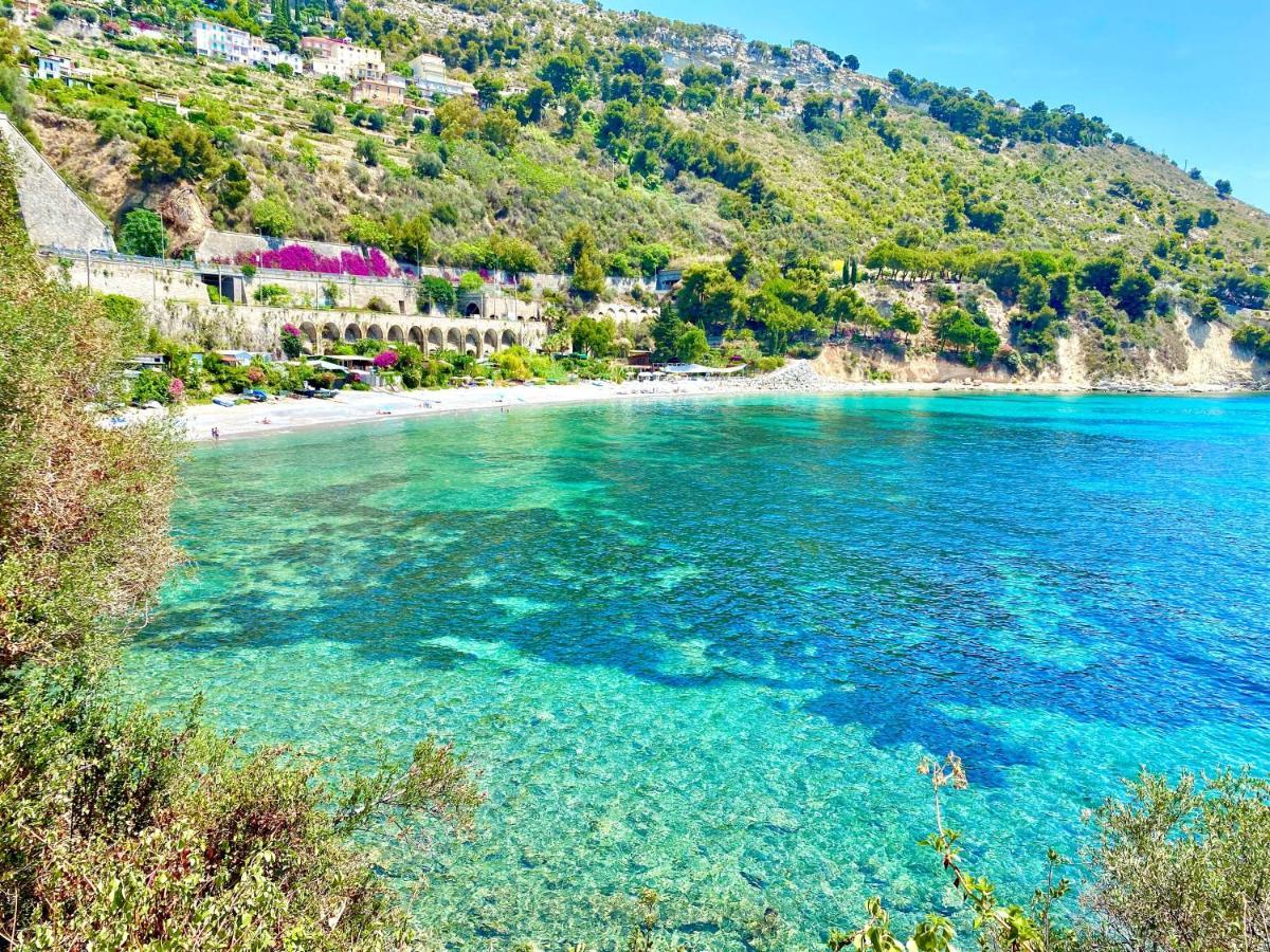 Kiss Of Sea - Balzi Rossi & Baia Beniamin Apartment Ventimiglia Ngoại thất bức ảnh